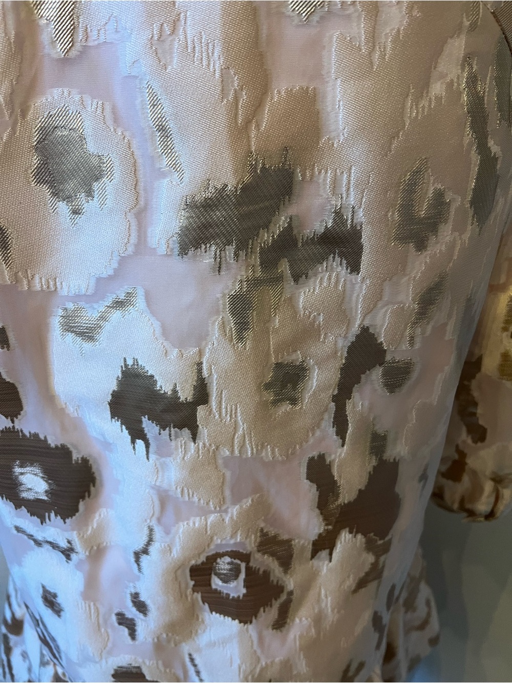 Tucker buck sz L Women’s cram gold Metallic Floral Satin Tunic Dress - Picture 14 of 14